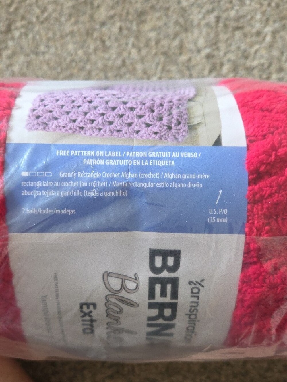 Bernat Blanket Extra Plush Yarn - Crimson (2 Pack) - Picture 2 of 4
